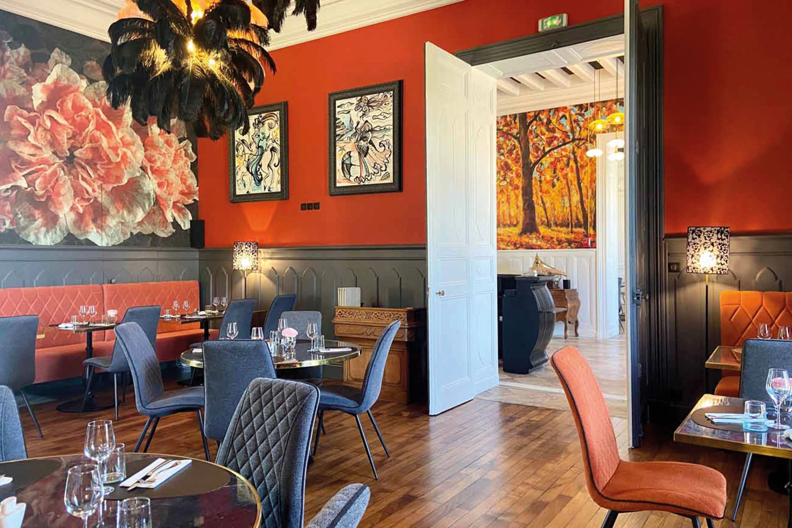 bienvenue à la cantine du brandois, une cuisine locale de goût et de sens, à partir des légumes du jardin, des producteurs locaux, tous les midis en semaine.